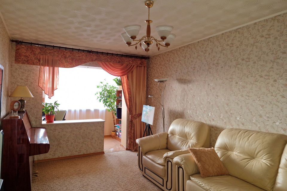 Продаётся 3-комнатная квартира, 70.1 м²