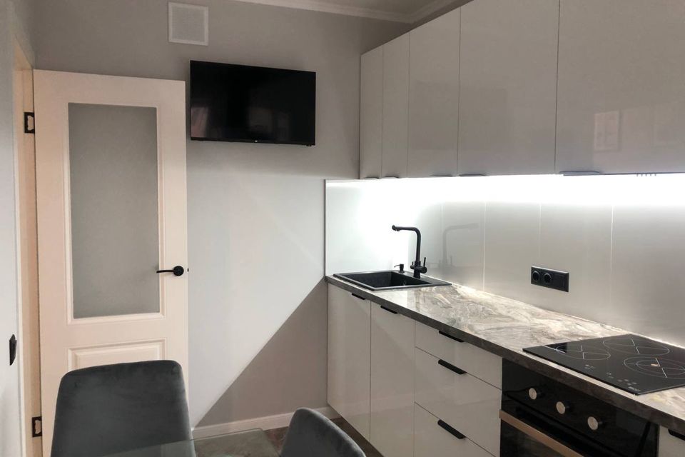 Сдаётся 1-комнатная квартира, 37 м²