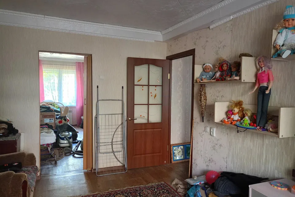 Продаётся 4-комнатная квартира, 67 м²