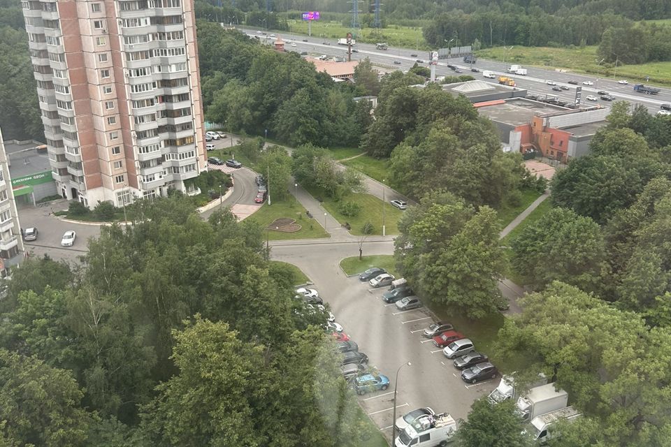 Продаётся 3-комнатная квартира, 77.3 м²