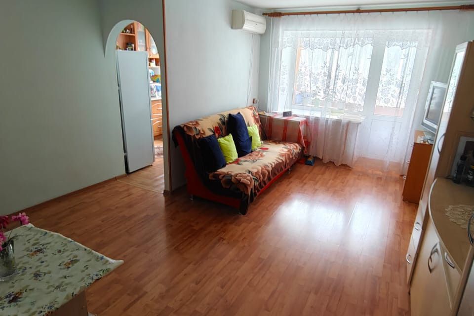 Продаётся 2-комнатная квартира, 45.6 м²