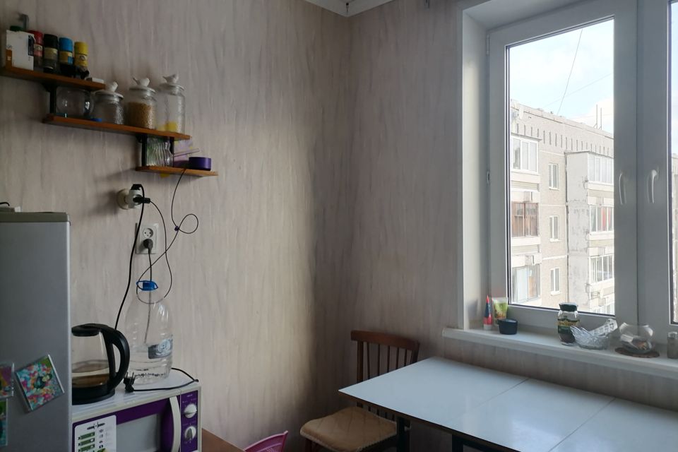 Продаётся 2-комнатная квартира, 42.4 м²