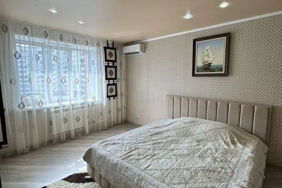 Продаётся 2-комнатная квартира, 62 м²