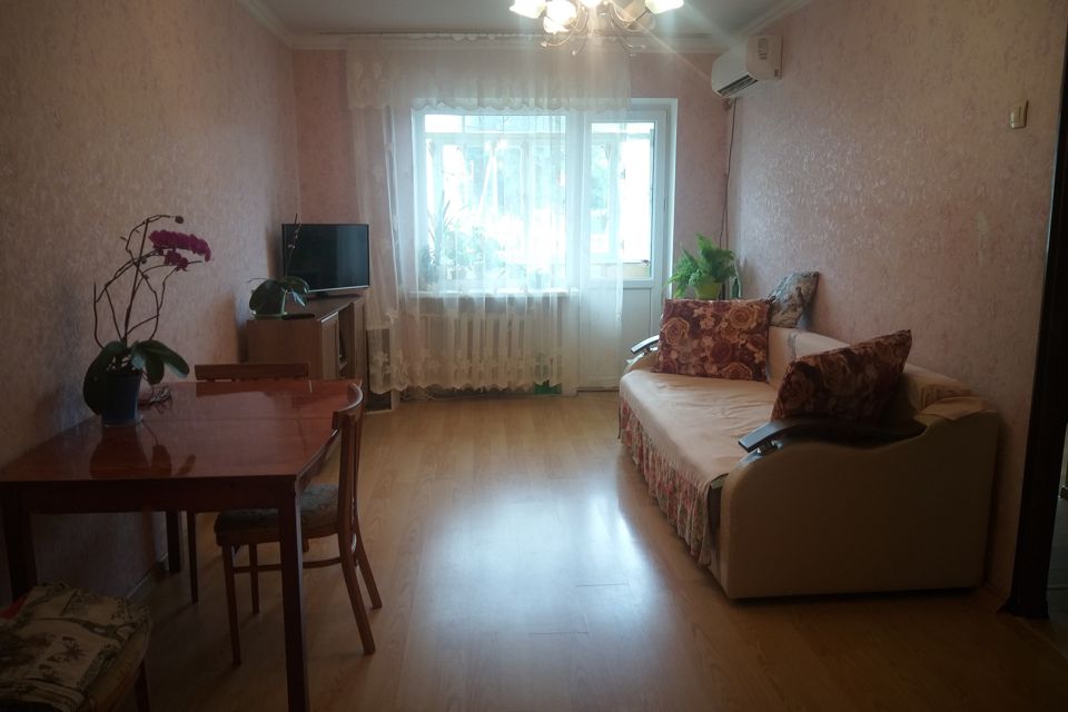 Продаётся 2-комнатная квартира, 42.5 м²