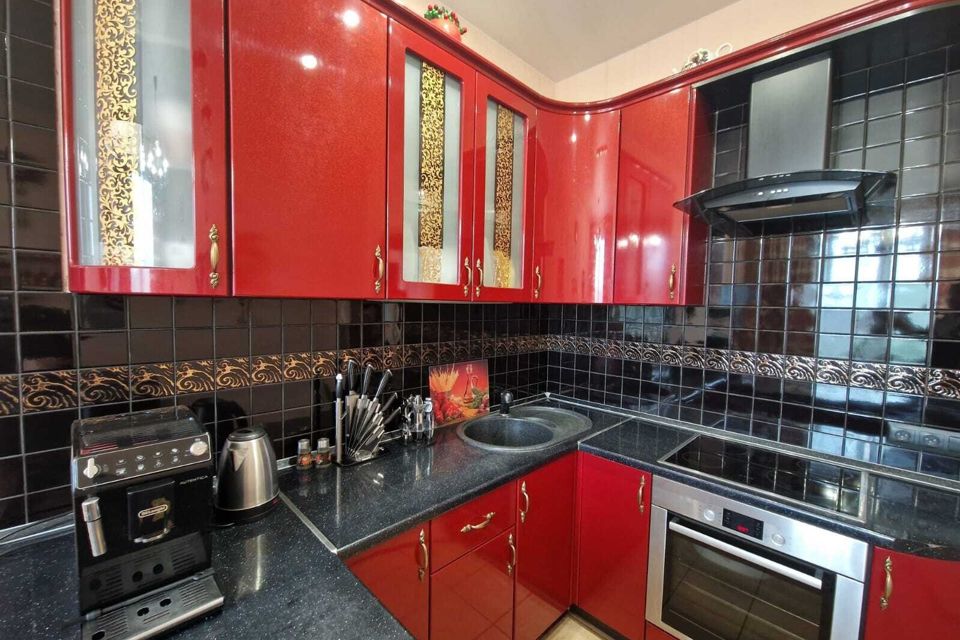 Продаётся 2-комнатная квартира, 71.9 м²