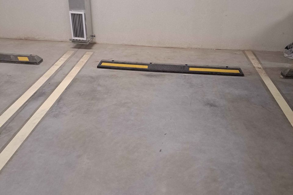 Продаётся машиноместо, 13.5 м²