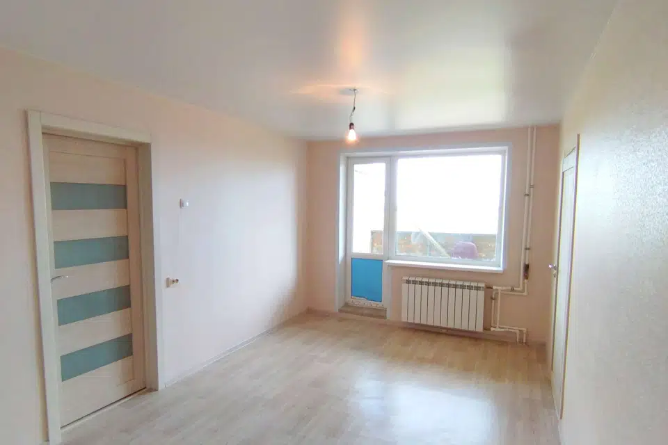 Продаётся 3-комнатная квартира, 51.9 м²