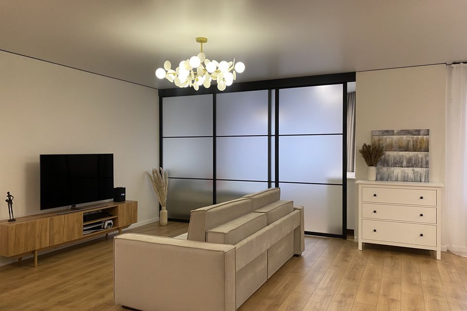 Продаётся 1-комнатная квартира, 58.9 м²