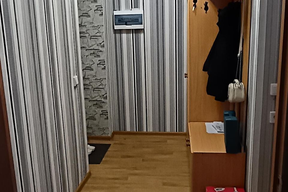 Продаётся 1-комнатная квартира, 32 м²