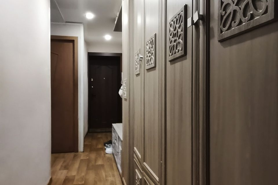 Продаётся 3-комнатная квартира, 56.8 м²