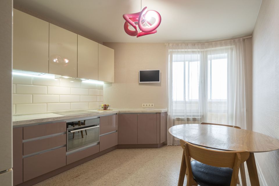 Продаётся 1-комнатная квартира, 46.8 м²