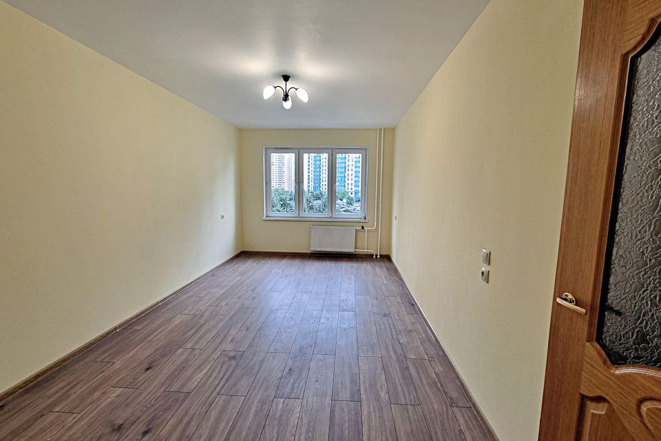 Продаётся 1-комнатная квартира, 38 м²