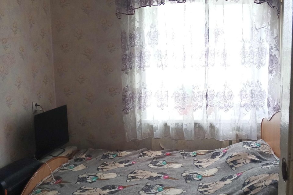Продаётся 4-комнатная квартира, 60.1 м²
