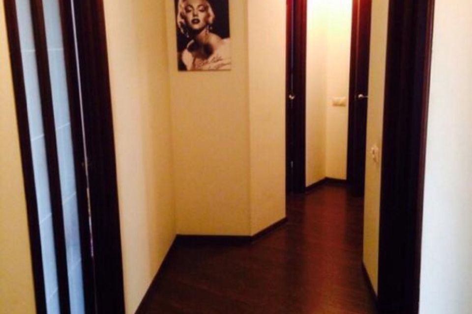 Продаётся 5-комнатная квартира, 125 м²
