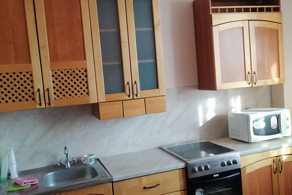 Сдаётся 1-комнатная квартира, 38 м²