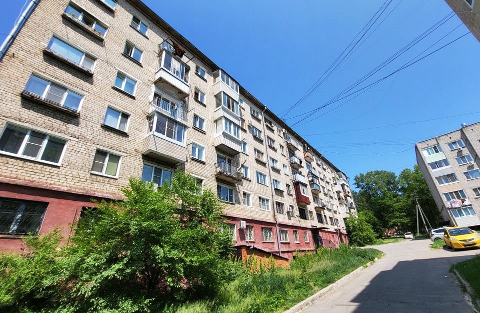 Продаётся комната в 5-комн. квартире, 88 м²