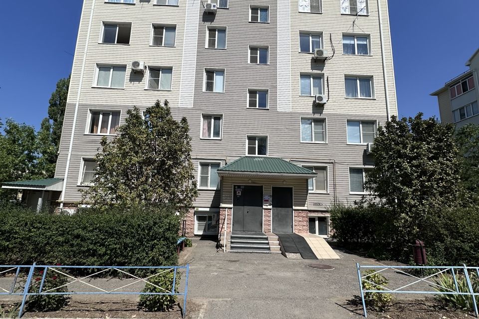 Продаётся 2-комнатная квартира, 53.6 м²