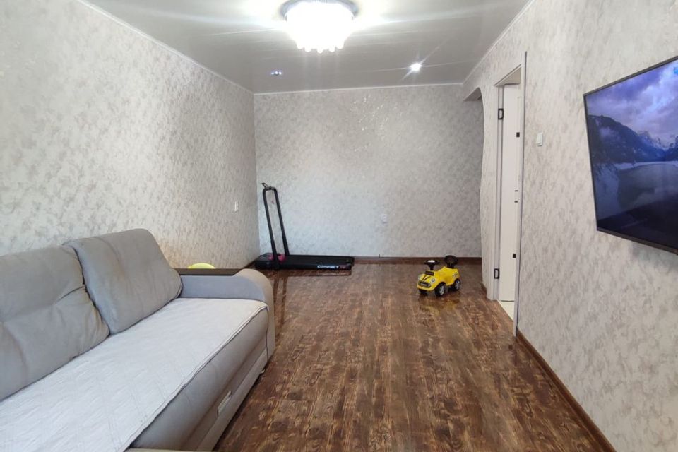 Продаётся 2-комнатная квартира, 49.2 м²
