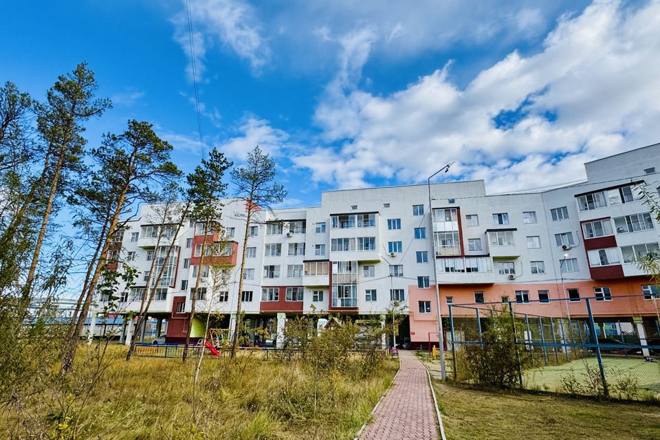 Продаётся 2-комнатная квартира, 70.25 м²