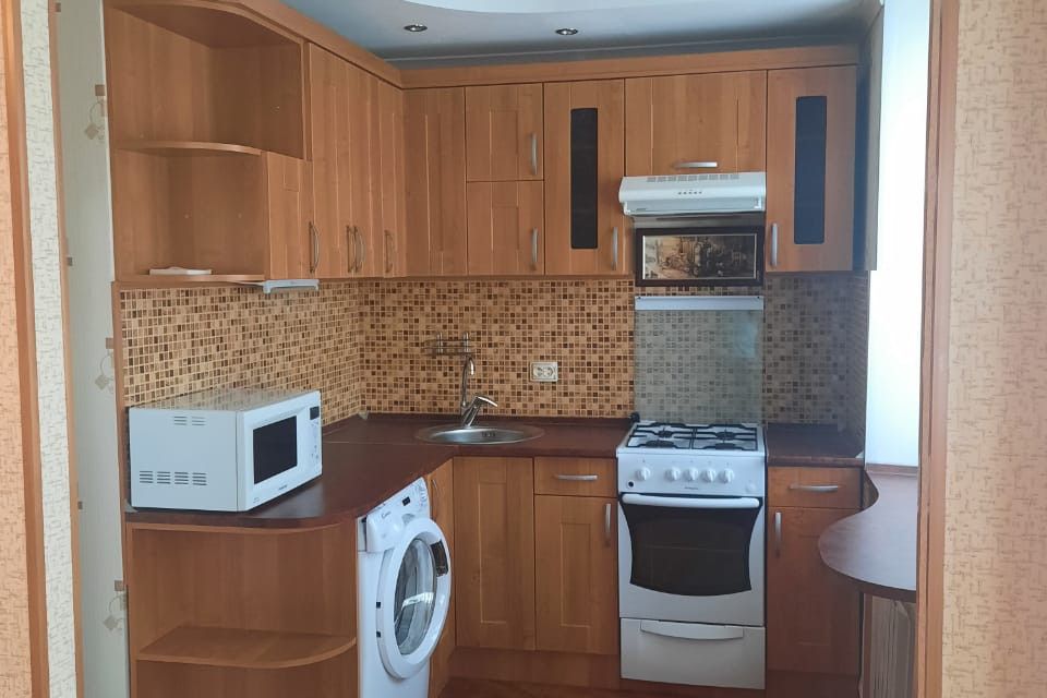 Продаётся 3-комнатная квартира, 55.8 м²