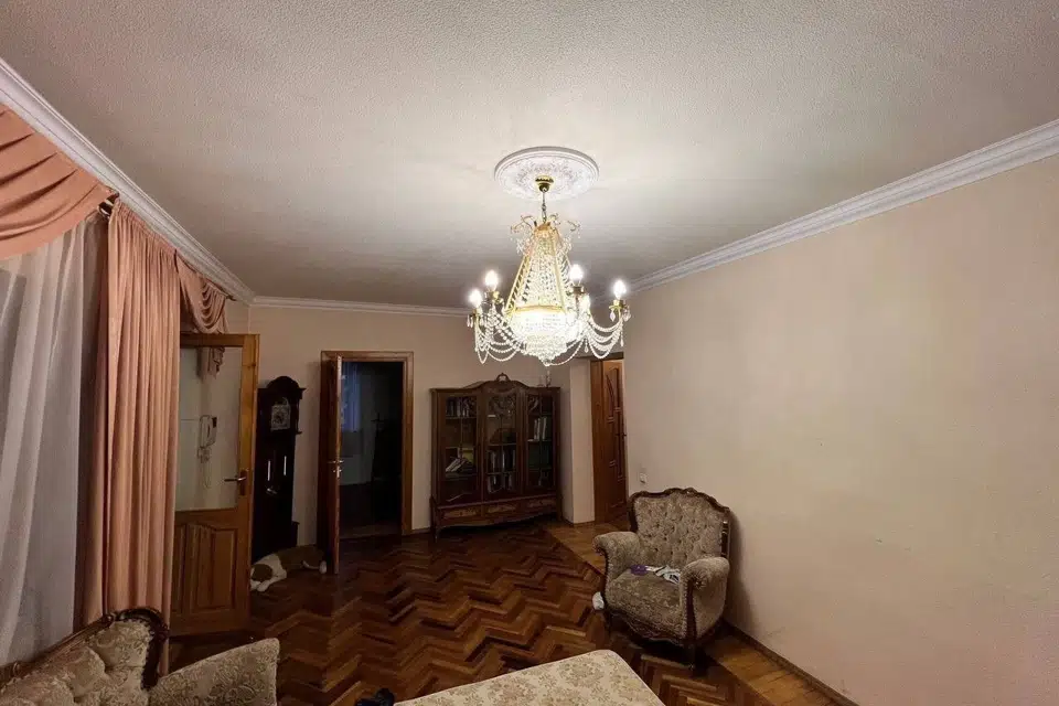 Продаётся 2-этажный дом, 315 м²