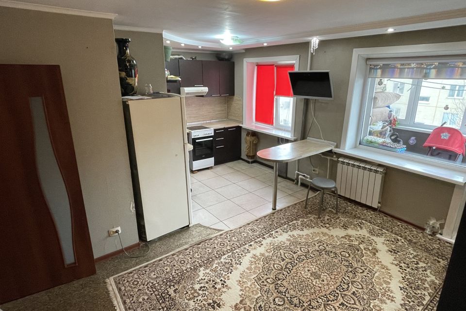 Продаётся 2-комнатная квартира, 41.8 м²