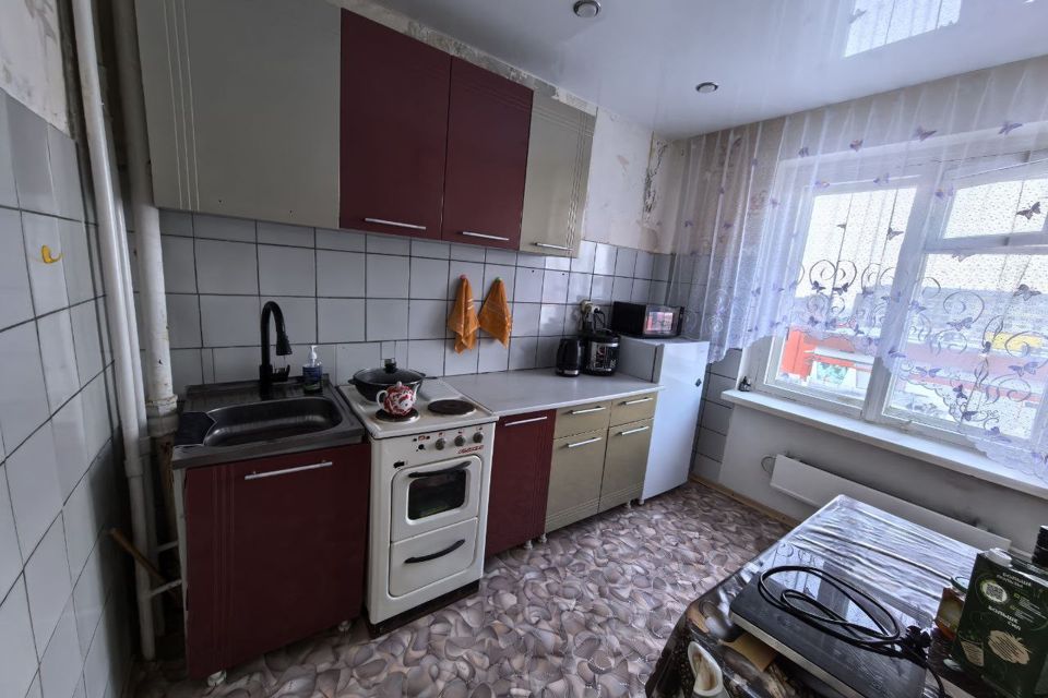 Продаётся 3-комнатная квартира, 63.7 м²