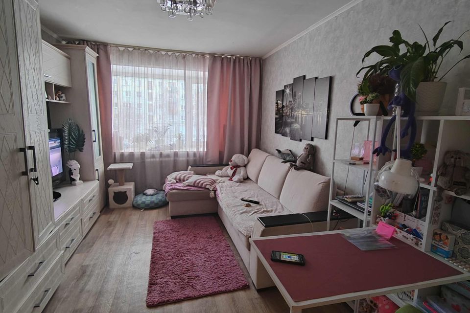 Продаётся комната в 4-комн. квартире, 17 м²