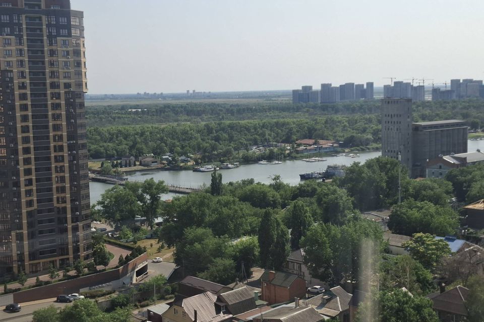 Продаётся 2-комнатная квартира, 58.3 м²