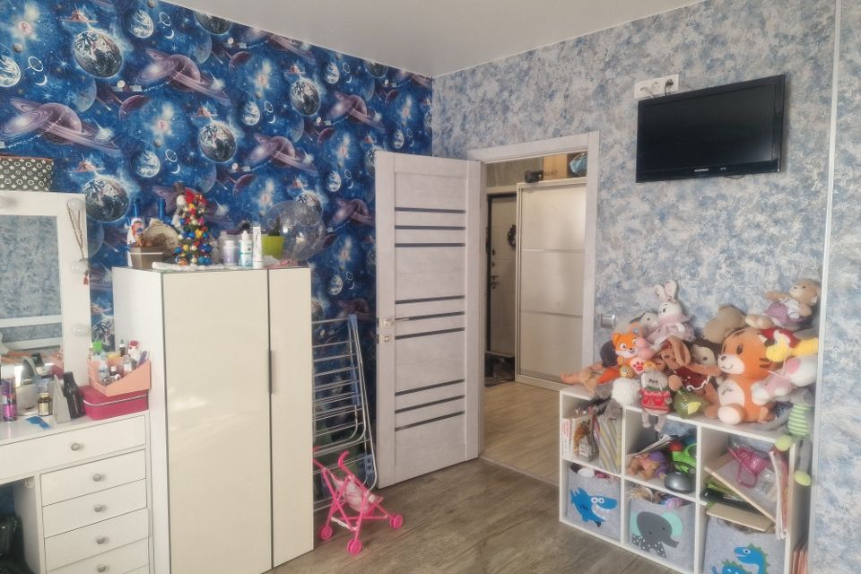Продаётся 1-комнатная квартира, 42.6 м²
