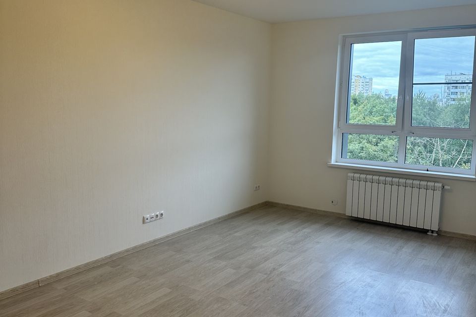 Продаётся 1-комнатная квартира, 43 м²