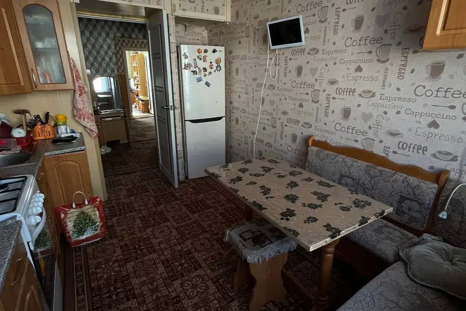 Продаётся 3-комнатная квартира, 69.5 м²