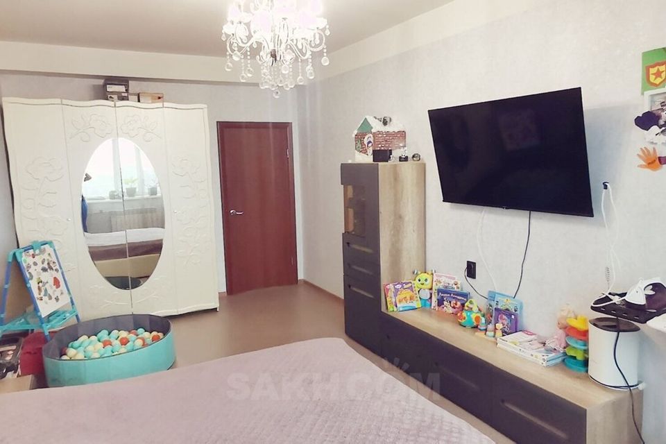 Продаётся 3-комнатная квартира, 77.9 м²