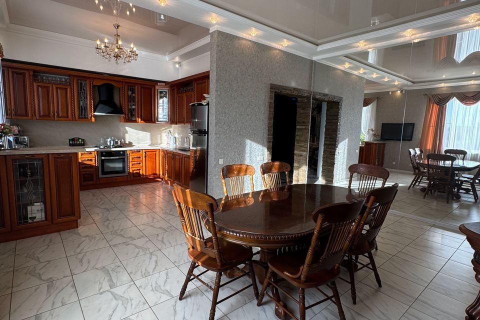 Продаётся 2-этажный дом, 251.9 м²