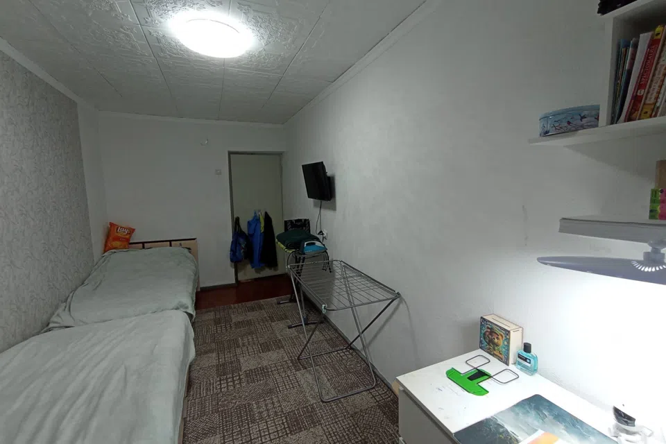 Продаётся 2-комнатная квартира, 43.8 м²
