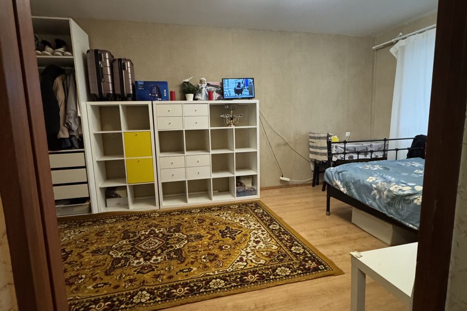 Продаётся 1-комнатная квартира, 36.8 м²