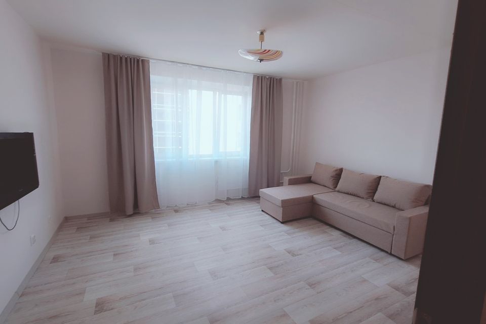 Сдаётся 1-комнатная квартира, 43 м²
