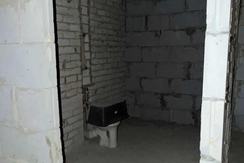 Продаётся 5-комнатная квартира, 200.6 м²