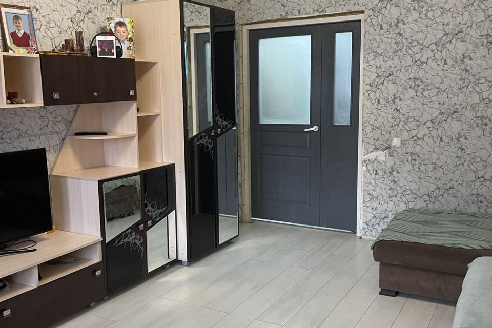 Продаётся 1-комнатная квартира, 32 м²