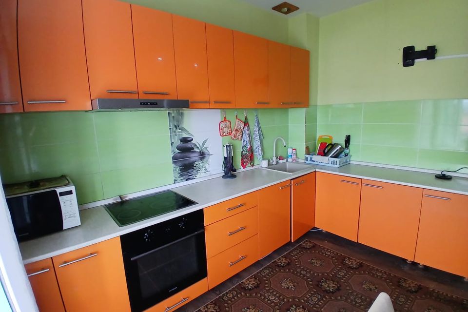 Продаётся 1-комнатная квартира, 43 м²