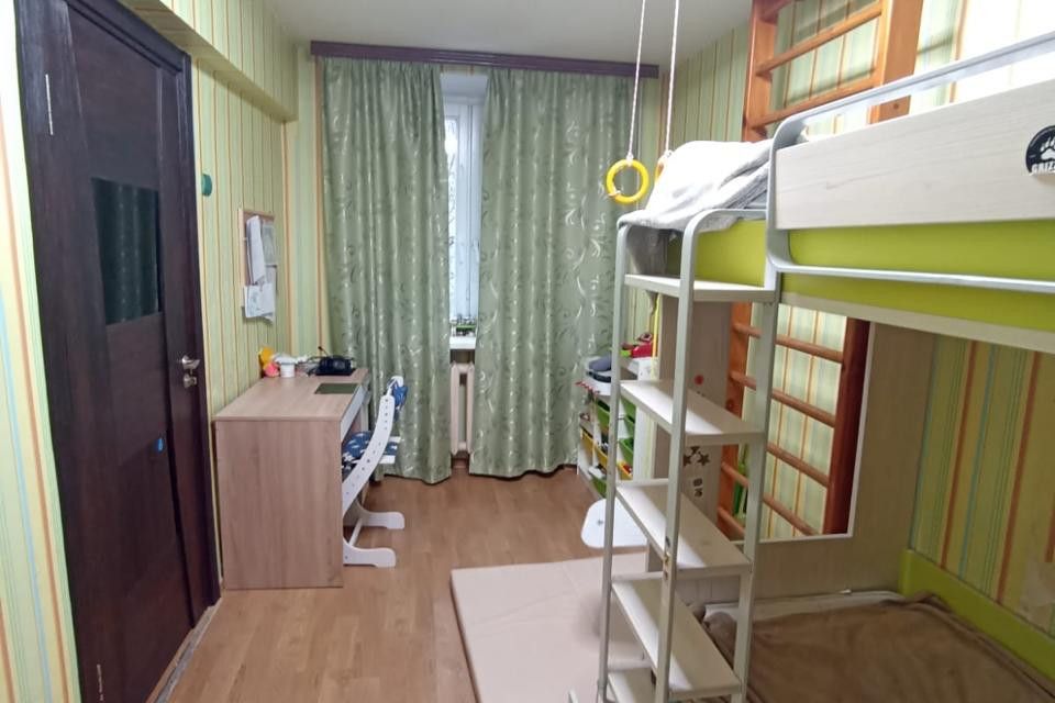 Продаётся 3-комнатная квартира, 56 м²