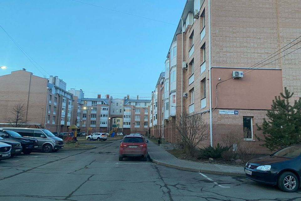Продаётся 1-комнатная квартира, 54.2 м²