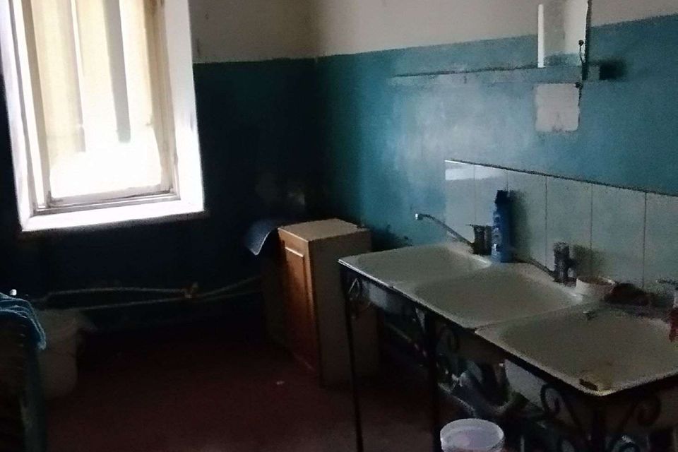 Продаётся комната в 1-комн. квартире, 12.4 м²