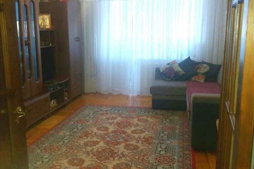 Продаётся 3-комнатная квартира, 60 м²