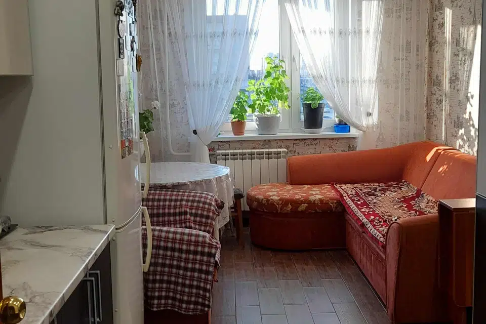Продаётся 3-комнатная квартира, 74.7 м²