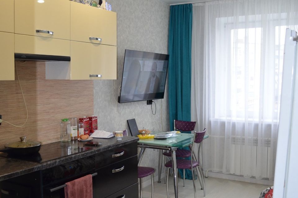 Продаётся 1-комнатная квартира, 41 м²