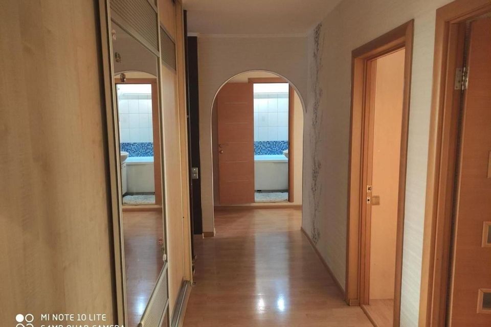 Сдаётся 4-комнатная квартира, 81.7 м²