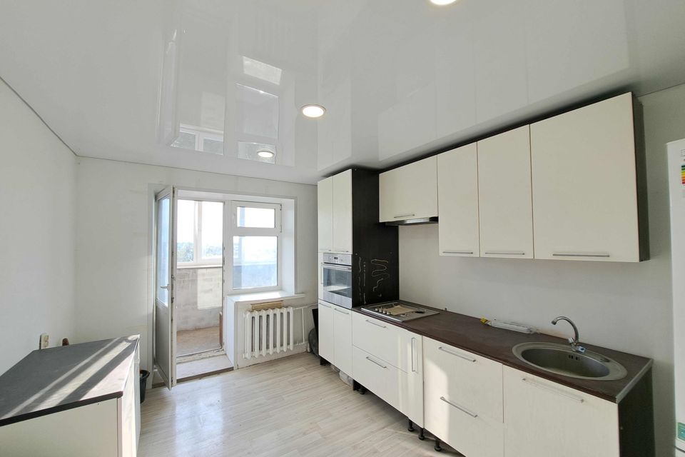 Продаётся 2-комнатная квартира, 71.3 м²
