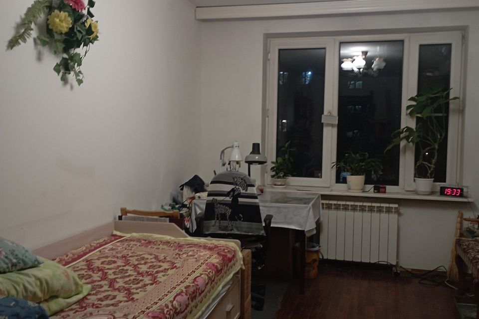 Продаётся 3-комнатная квартира, 60 м²