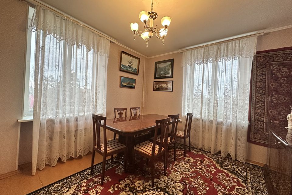 Продаётся 4-комнатная квартира, 85.4 м²
